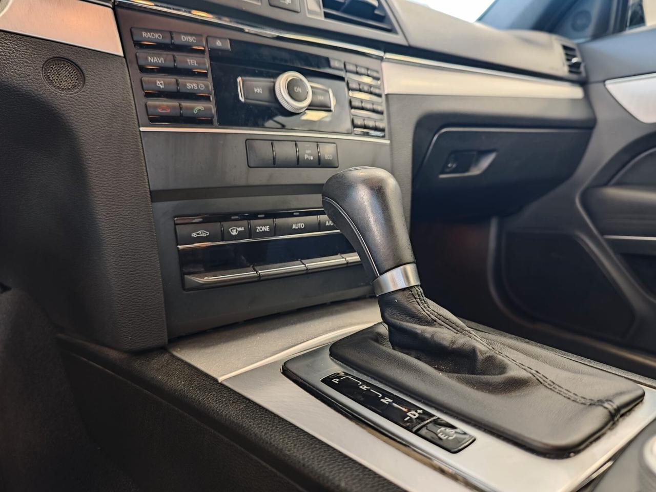 Mercedes-benz E 220 CDI BlueEFFICIENCY Executive