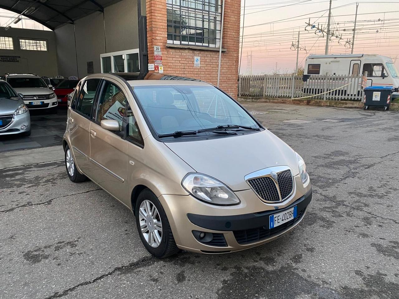 Lancia MUSA 1.4 GPL 95CV - C. AUTOMATICO - NEOPATENTATI - GARANZIA 12 MESI