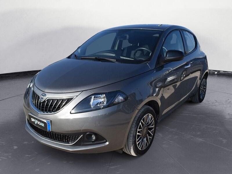 Lancia Ypsilon 1.0 FireFly 5 porte S&S Hybrid Platino