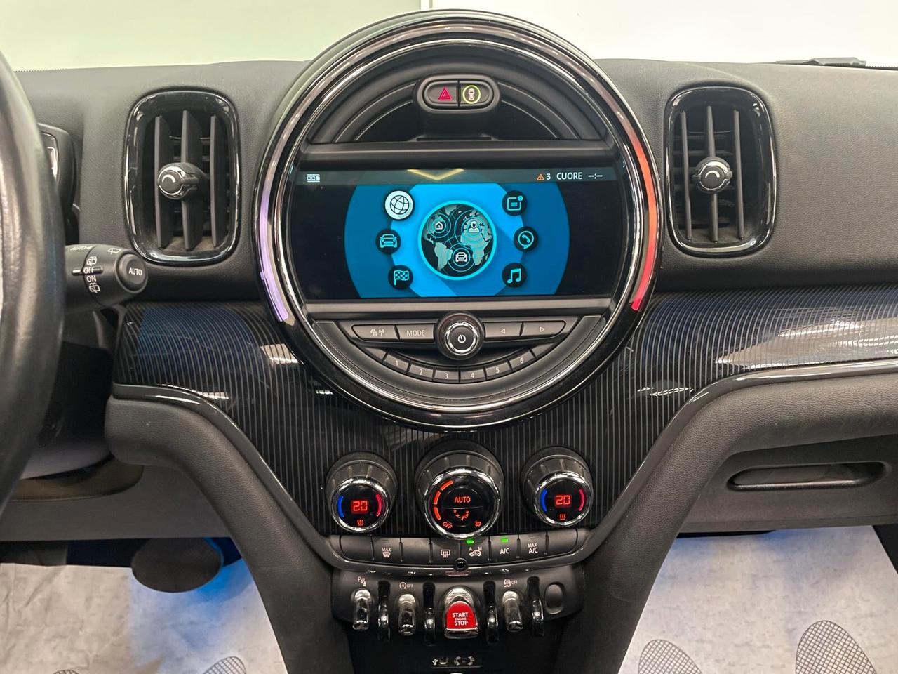 Mini Cooper D Countryman 2.0 Hype