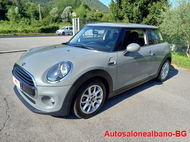 MINI Cooper D 1.5 Cooper D Business Automatica PER NEOPATENTATI