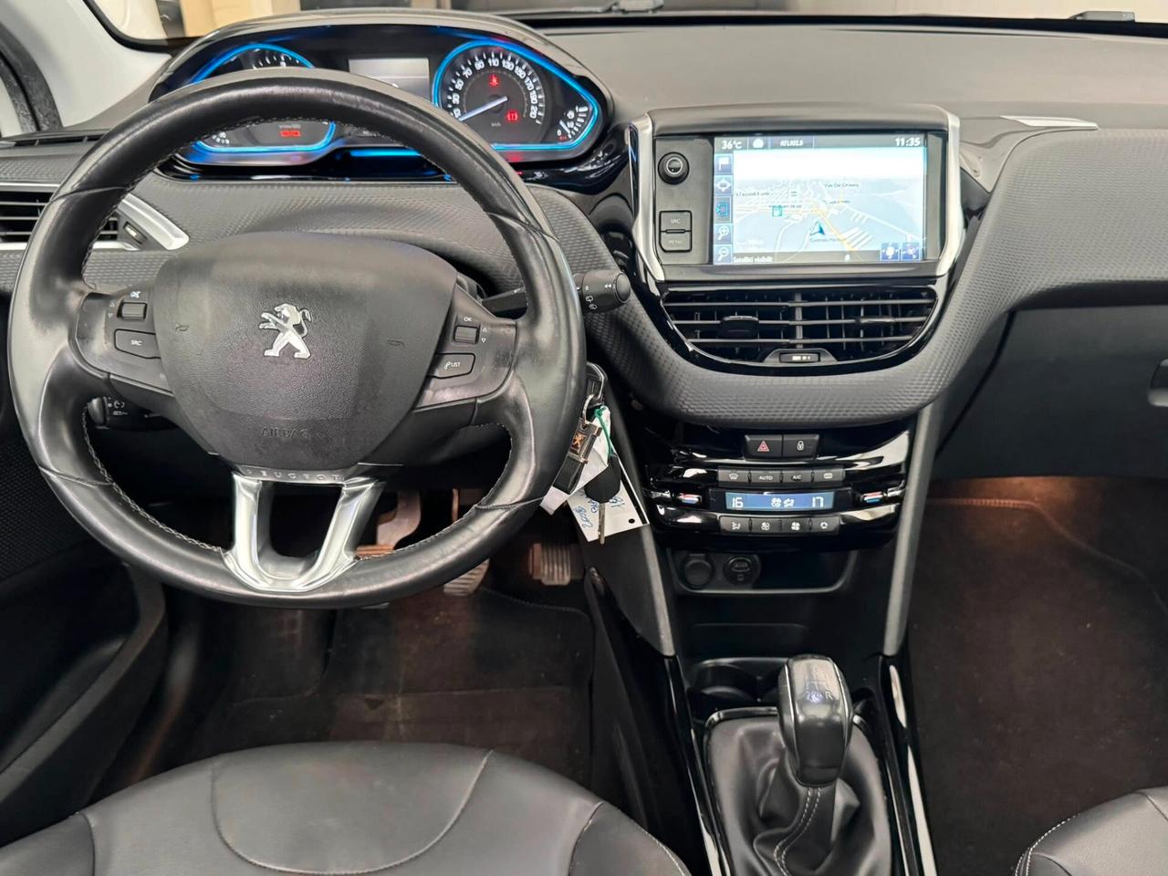 PEUGEOT 2008 1.6 HDI ALLURE TETTO+NAVI+CERCHI