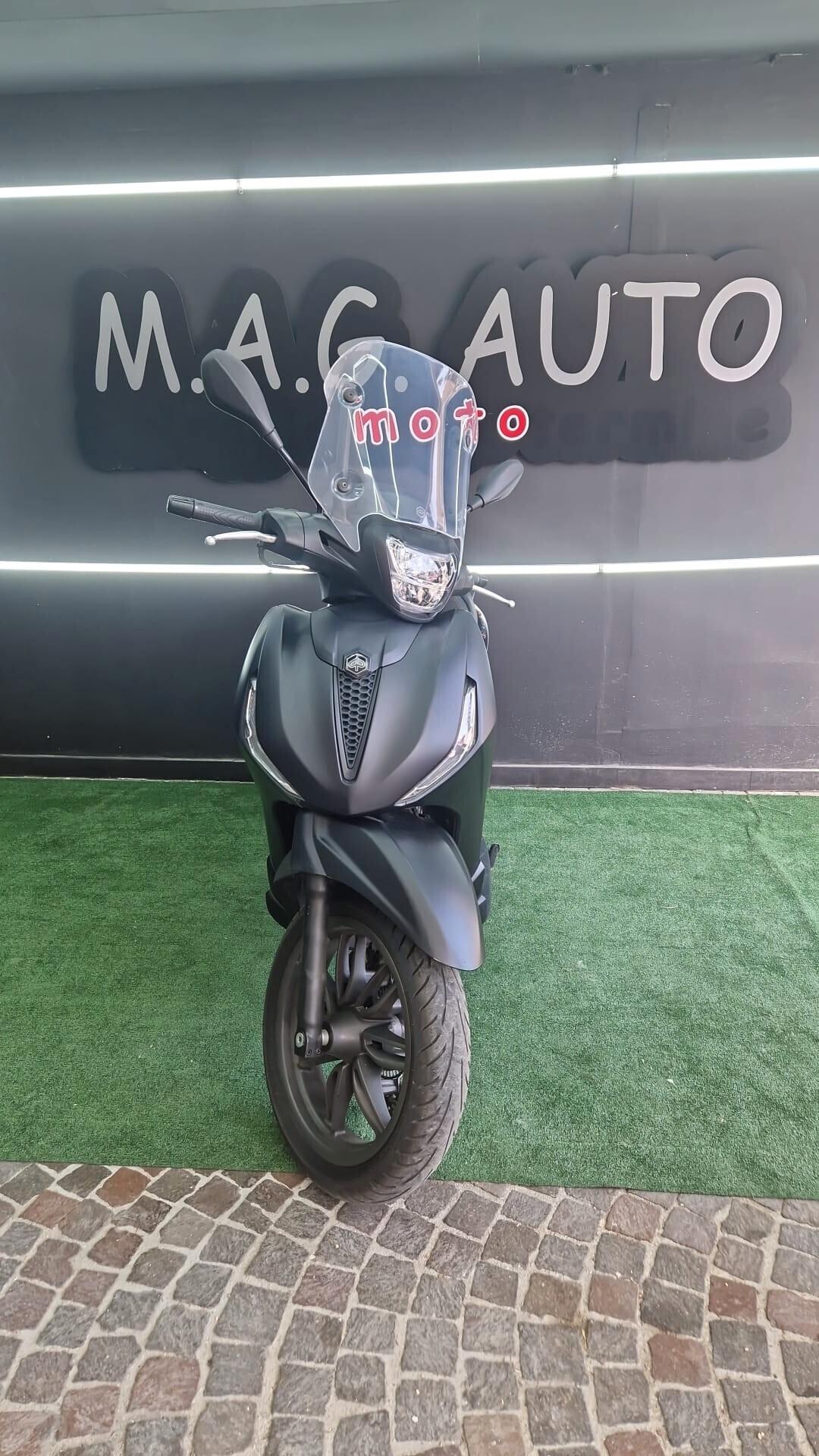 Piaggio Beverly 400