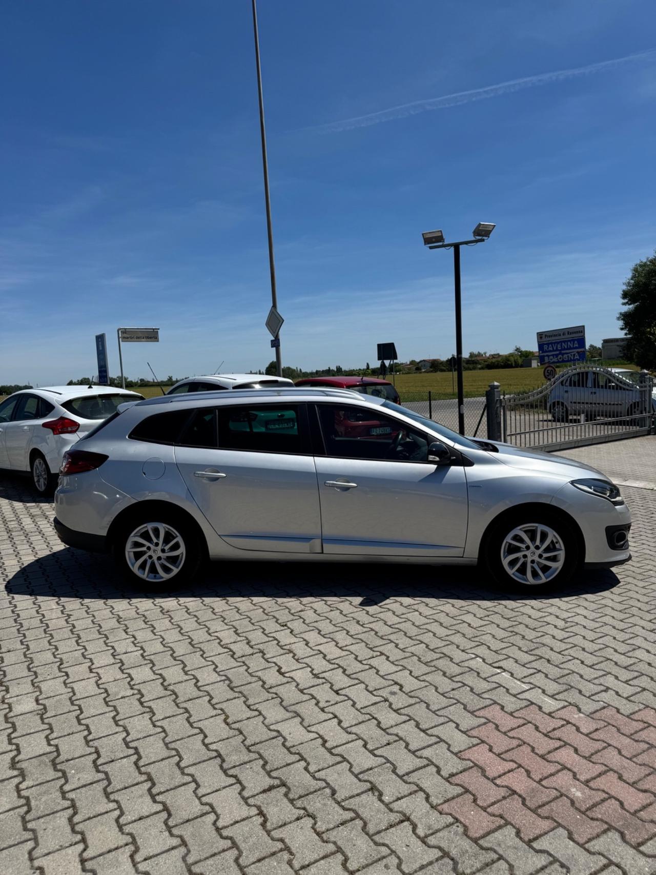 Renault Megane Mégane dCi 110CV EDC SporTour Limited