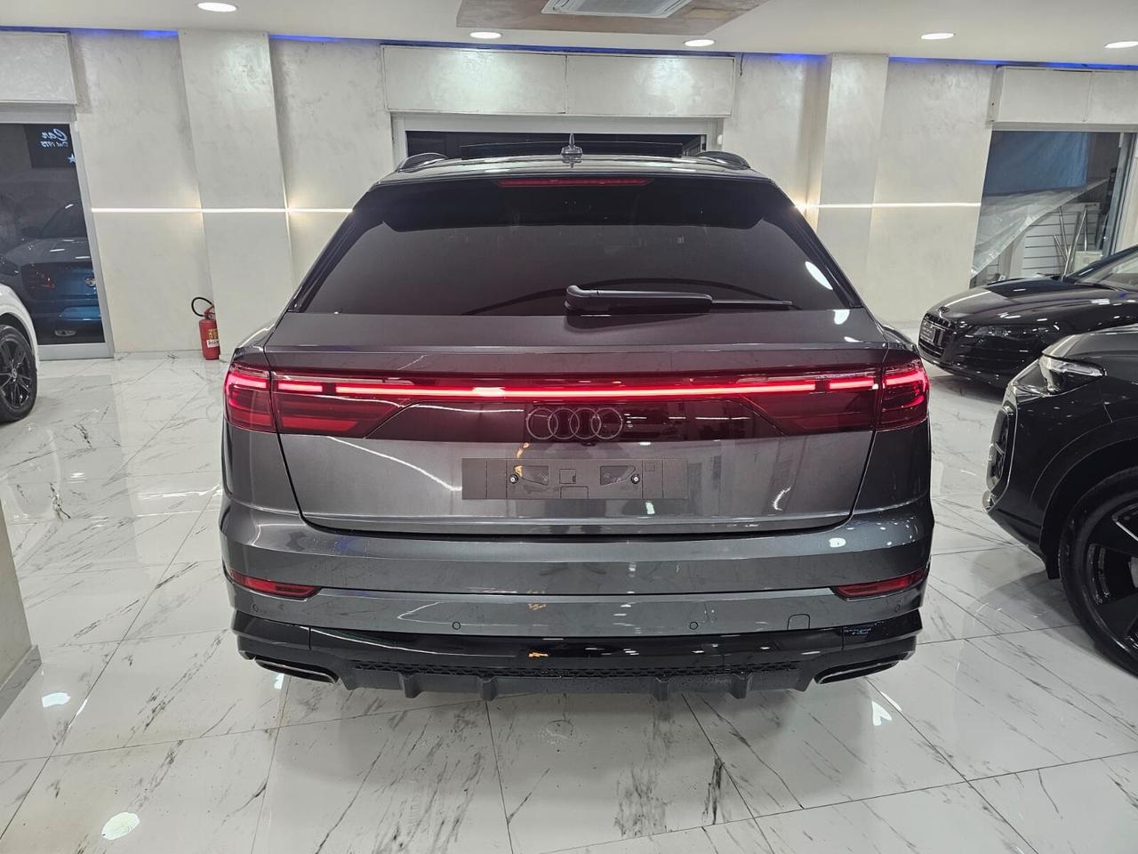 Audi Q8 50 TDI S-TRONIC 286CV LASER MATRIX TETTO PANORAMICO APRIBILE BANG & OLUFSEN CERCHI 23'
