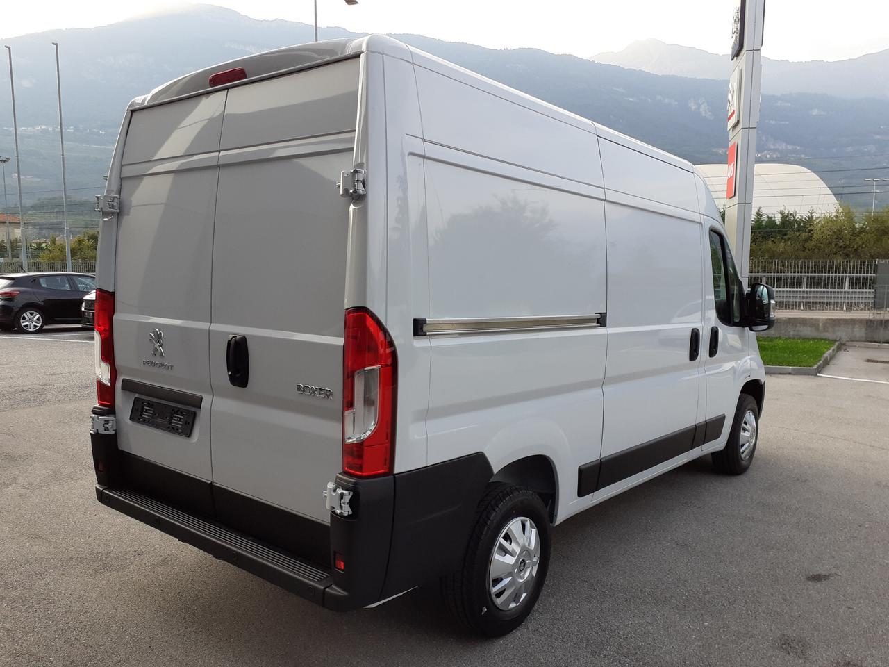 Peugeot Boxer BlueHdi 140cv L2H2 33 PRONTA CONSEGNA