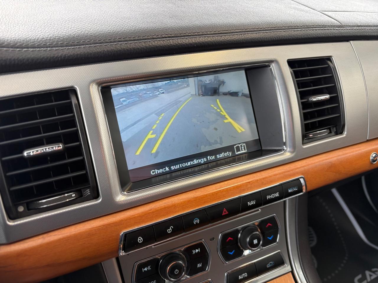 Jaguar XF Sportbrake 2.2 D Limited Edition