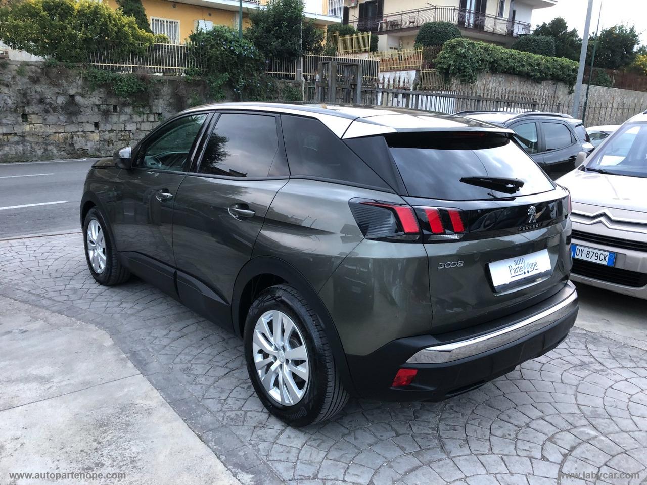 PEUGEOT 3008 BlueHDi 130 S&S EAT8 Business