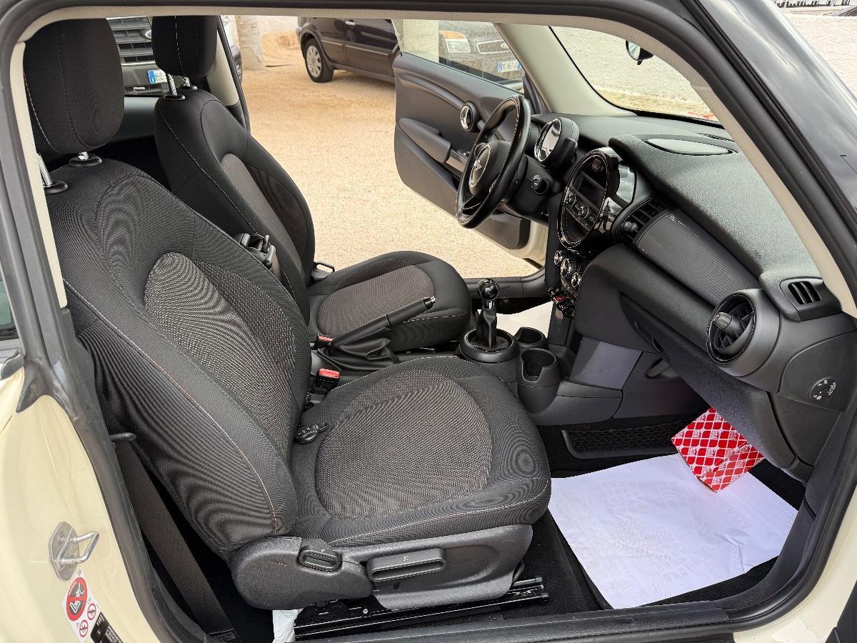 MINI - Mini - 1.5 One D Business