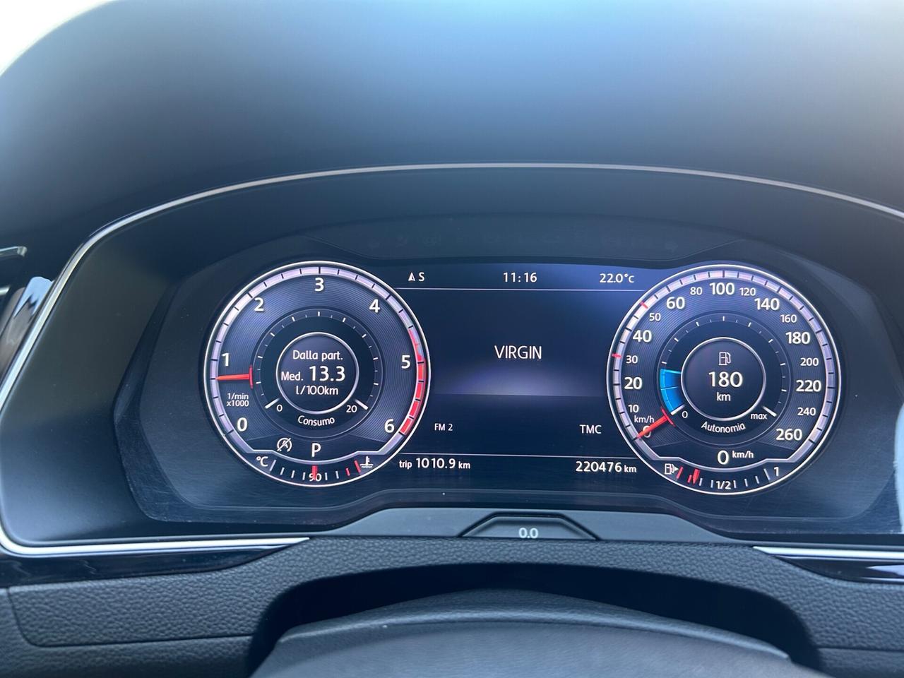 Volkswagen Passat Variant 2.0 TDI DSG Executive | Tetto Panoramico LED Navi