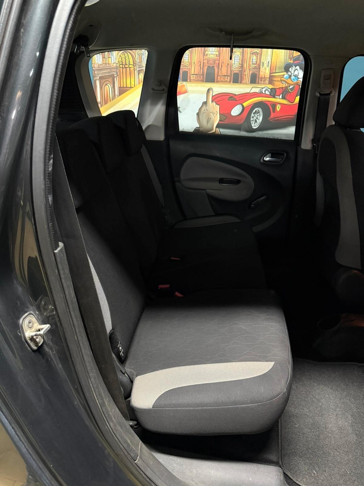 Citroen C3PICASSO DISTRIBUZIONE E TAGLIANDO GIA' FATTI!!