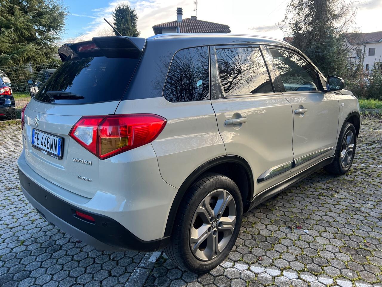 Suzuki Vitara 1.6 VVT 4WD AllGrip V-Top