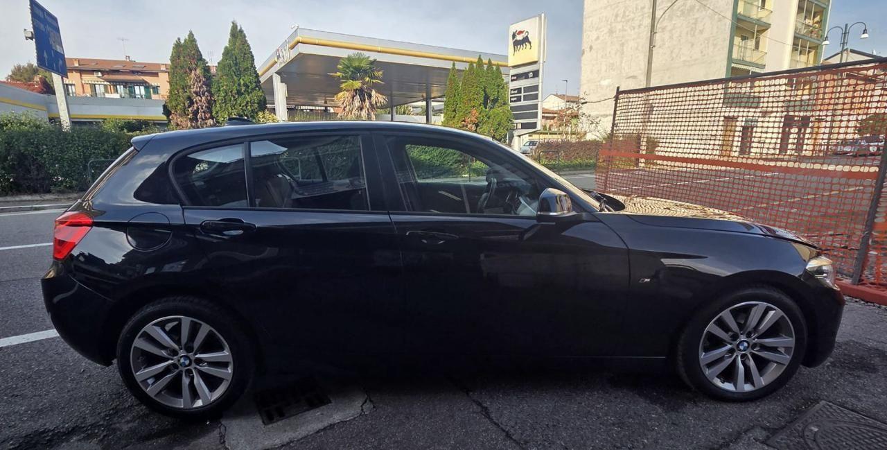 BMW Serie 1 5 Porte 118d Advantage 5p auto