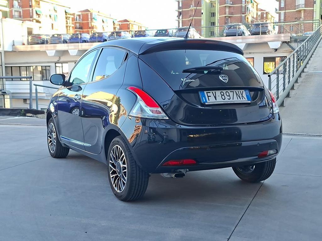 Lancia Ypsilon 5 Porte 1.2 Platinum