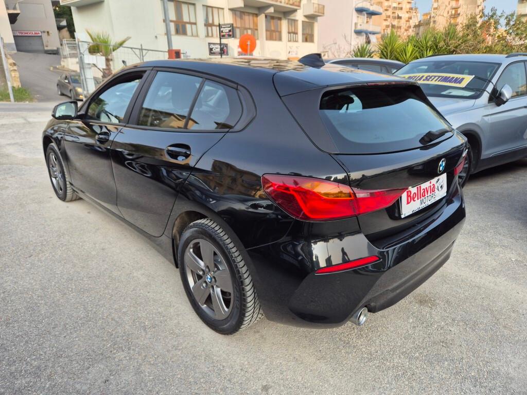 Bmw 116 116d 5p. Business Advantage