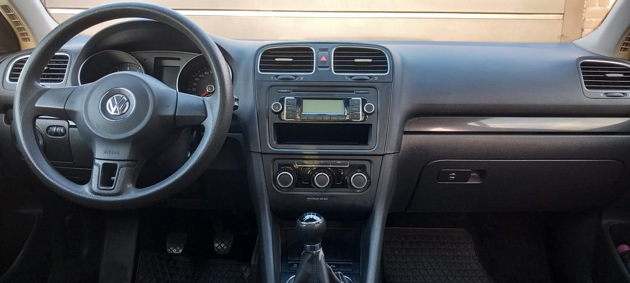 Volkswagen Golf 6 benzina1.4 2012 Neop Trattabile
