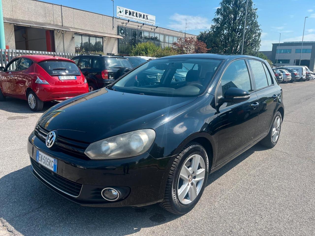 Volkswagen Golf 1.6 TDI DPF 5p.
