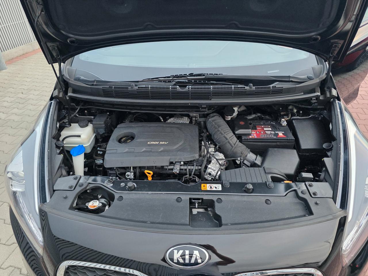 Kia Carens 1.7D catena perfetta e garantita 12M