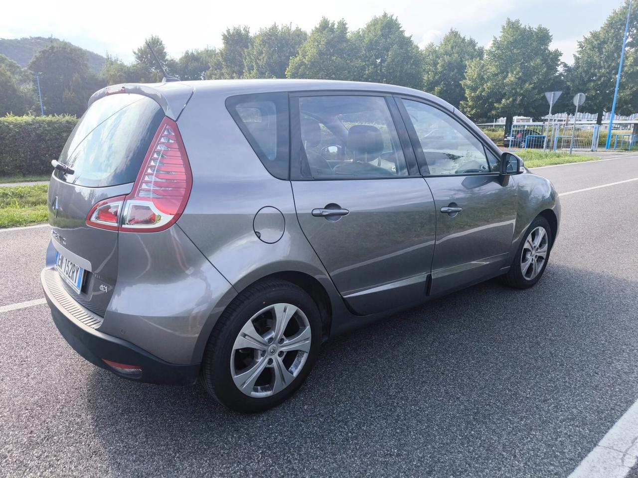 RENAULT SCENIC X-mod 1.6 dCi "OK PER NEOPATENTATI"