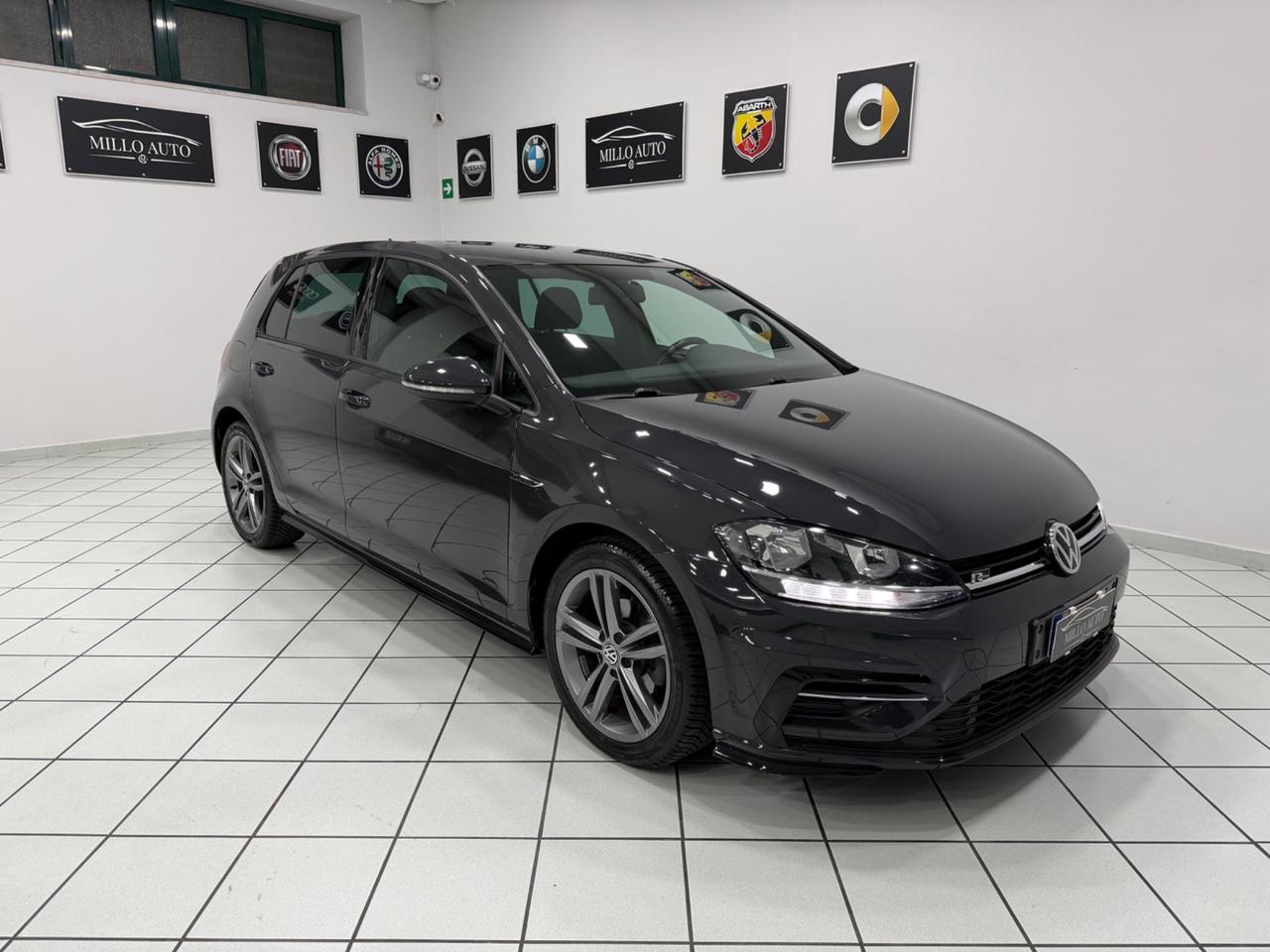 Volkswagen Golf 1.0cc 115cv R-Line
