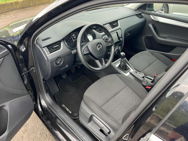 SKODA Octavia 1.4 TSI Wagon Executive G-Tec