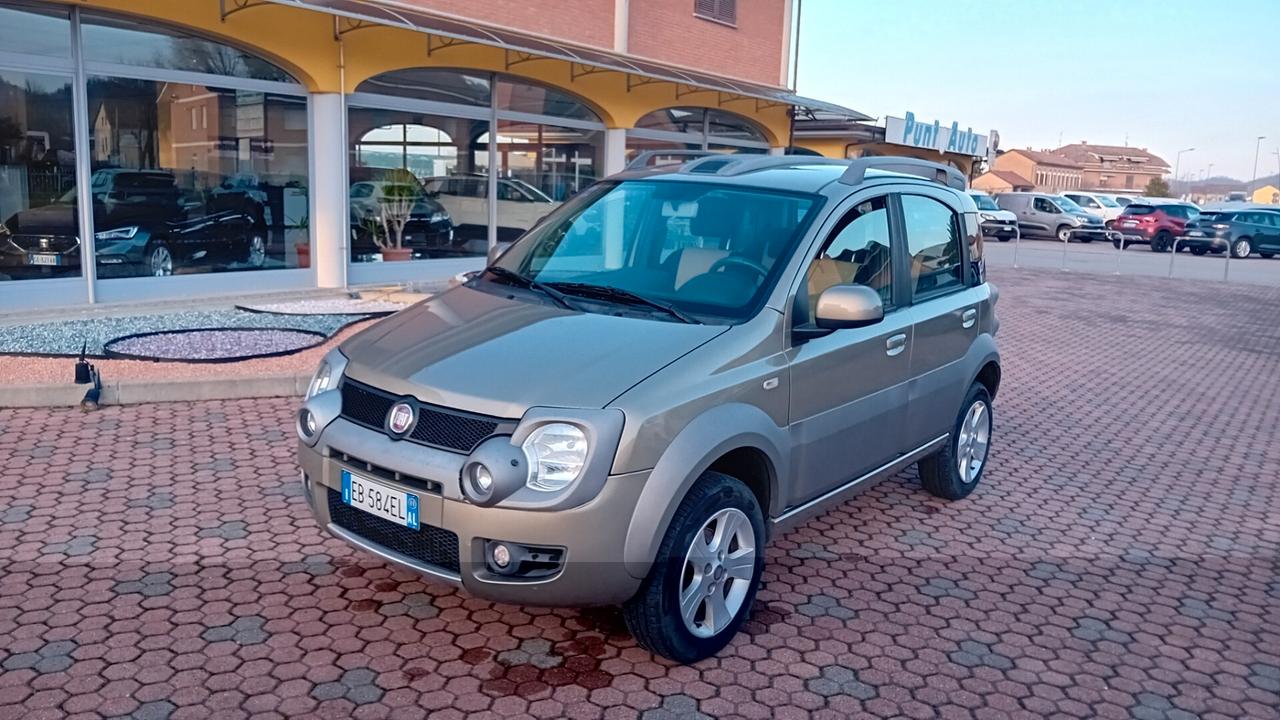 Fiat Panda 1.3 MJT 16V DPF 4x4 Cross