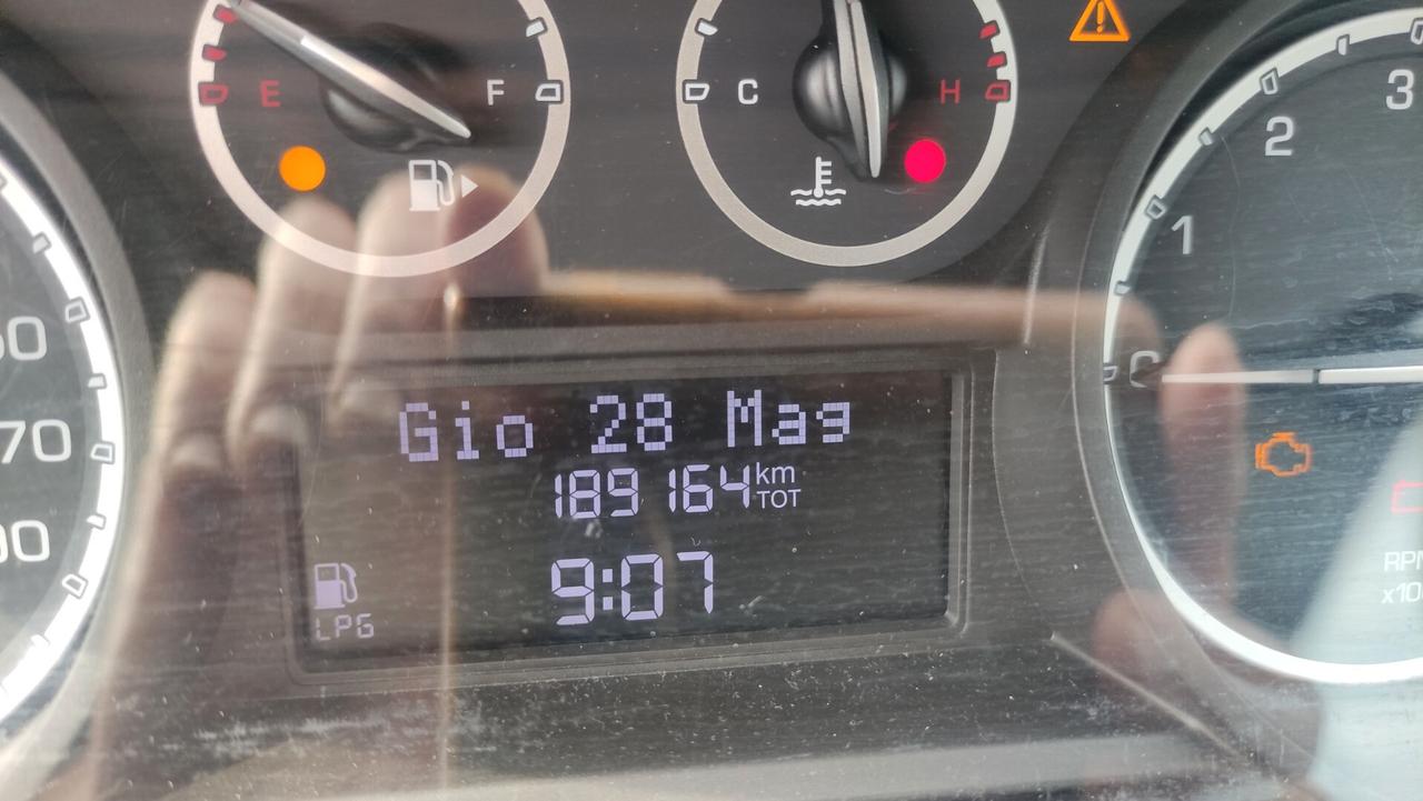 Lancia Ypsilon 1.2 5 p. GPL Ecochic NEOPATENTATI - 2013