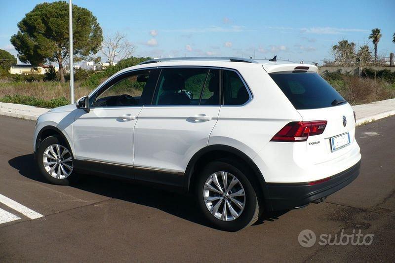 Volkswagen Tiguan 2.0 TDI SCR Business BlueMo...