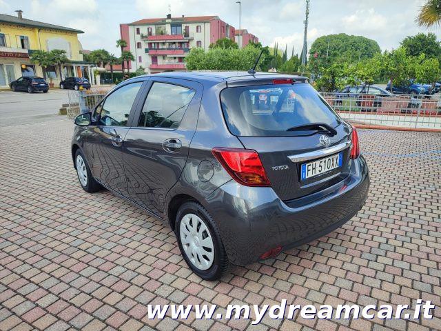 TOYOTA Yaris 1.0 5 porte Active