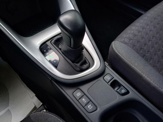 TOYOTA Yaris 1.5 Hybrid 5 porte Trend
