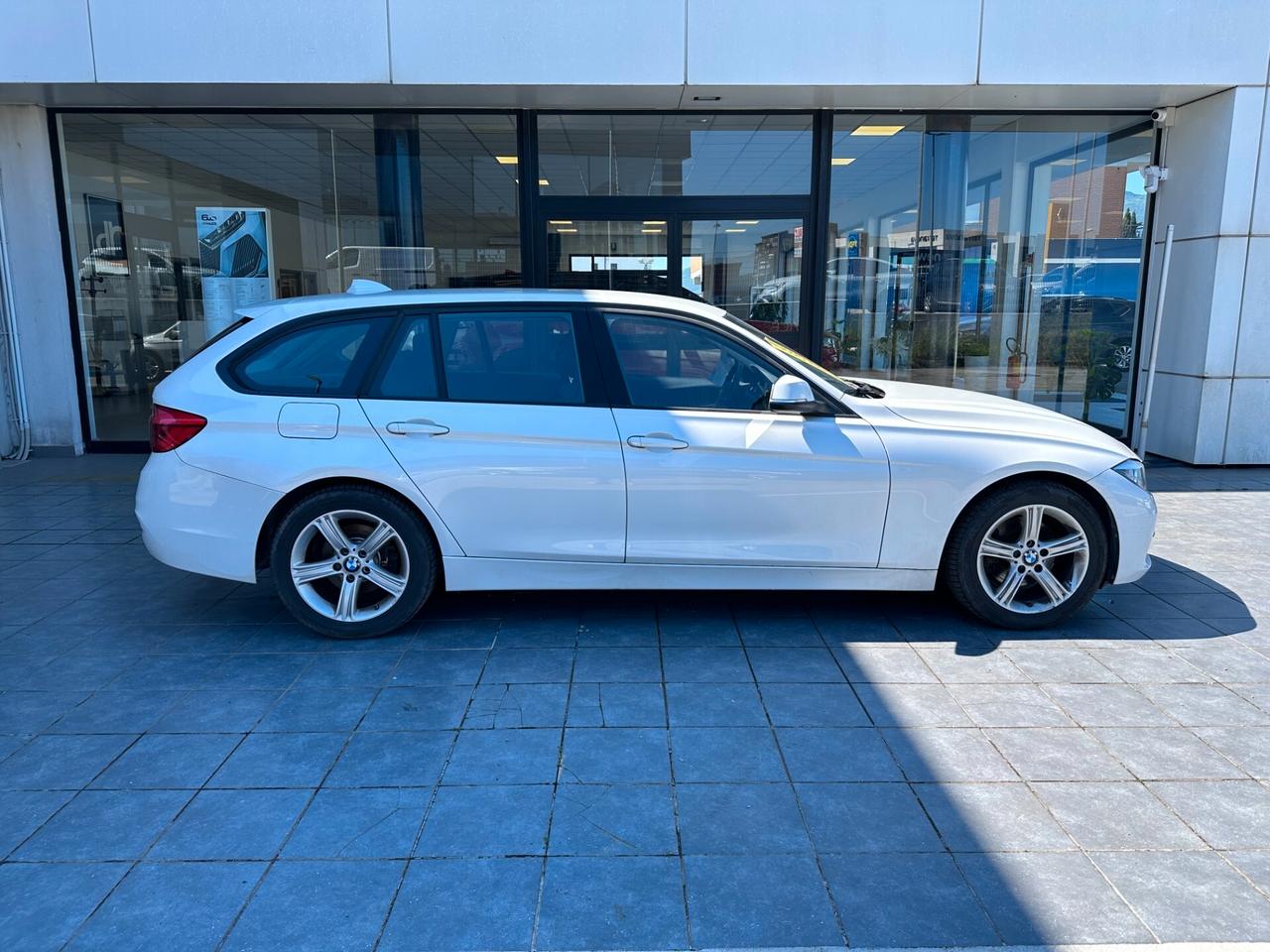 Bmw 320 320d Touring Sport