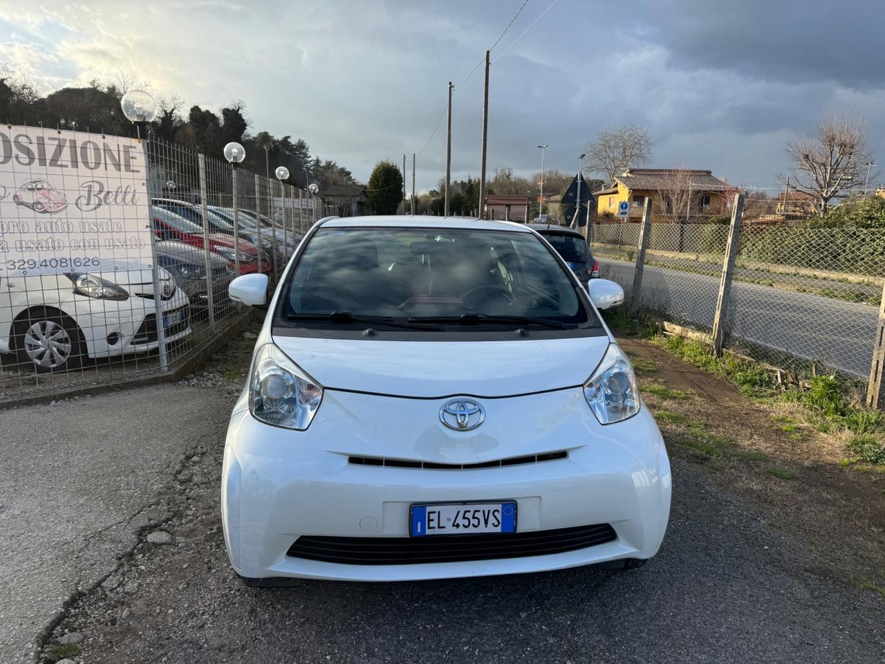 Toyota iQ 1.0 CVT Sol OK NEOPATENTATI