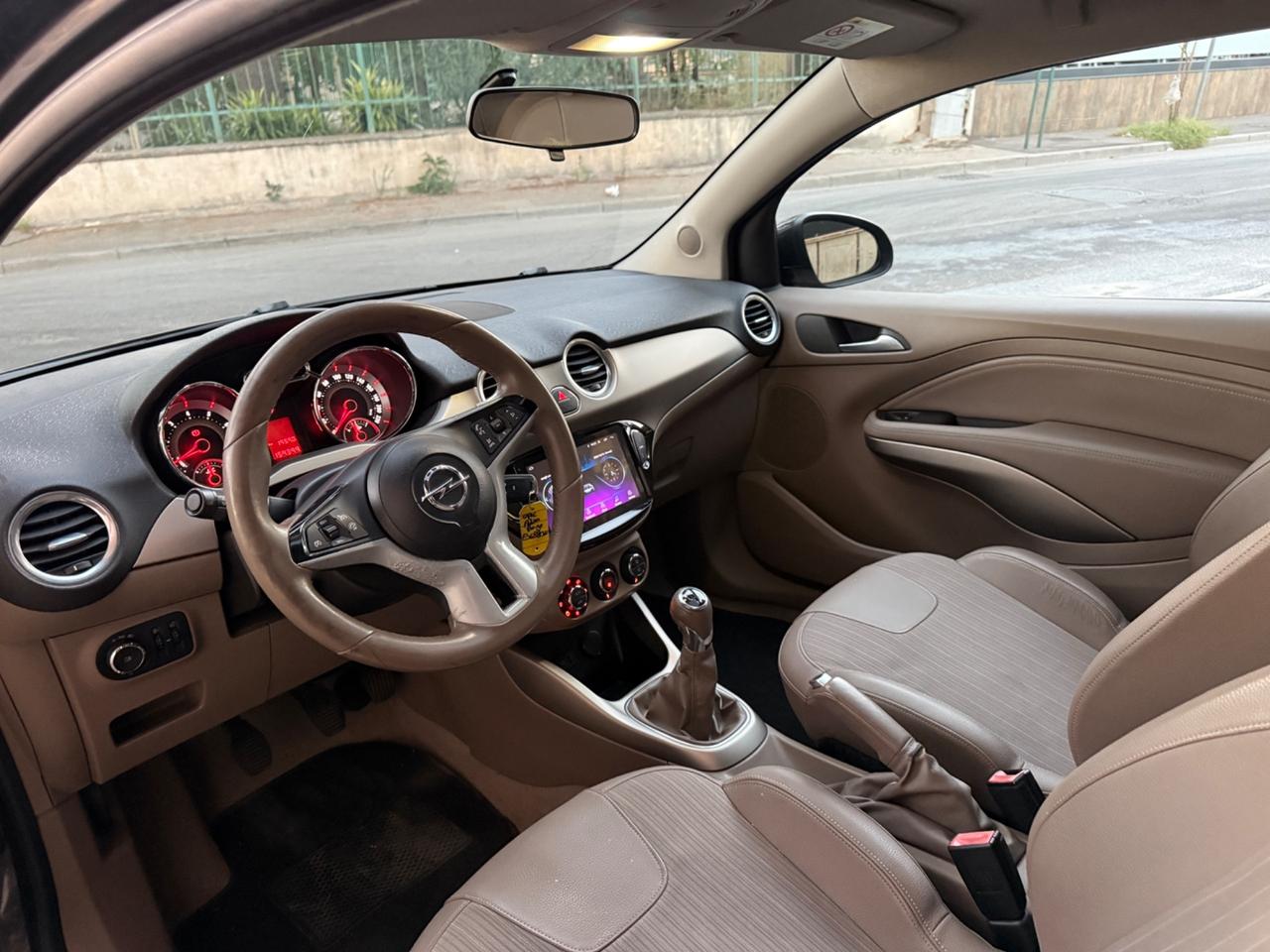 Opel Adam 1.2 70 CV Jam