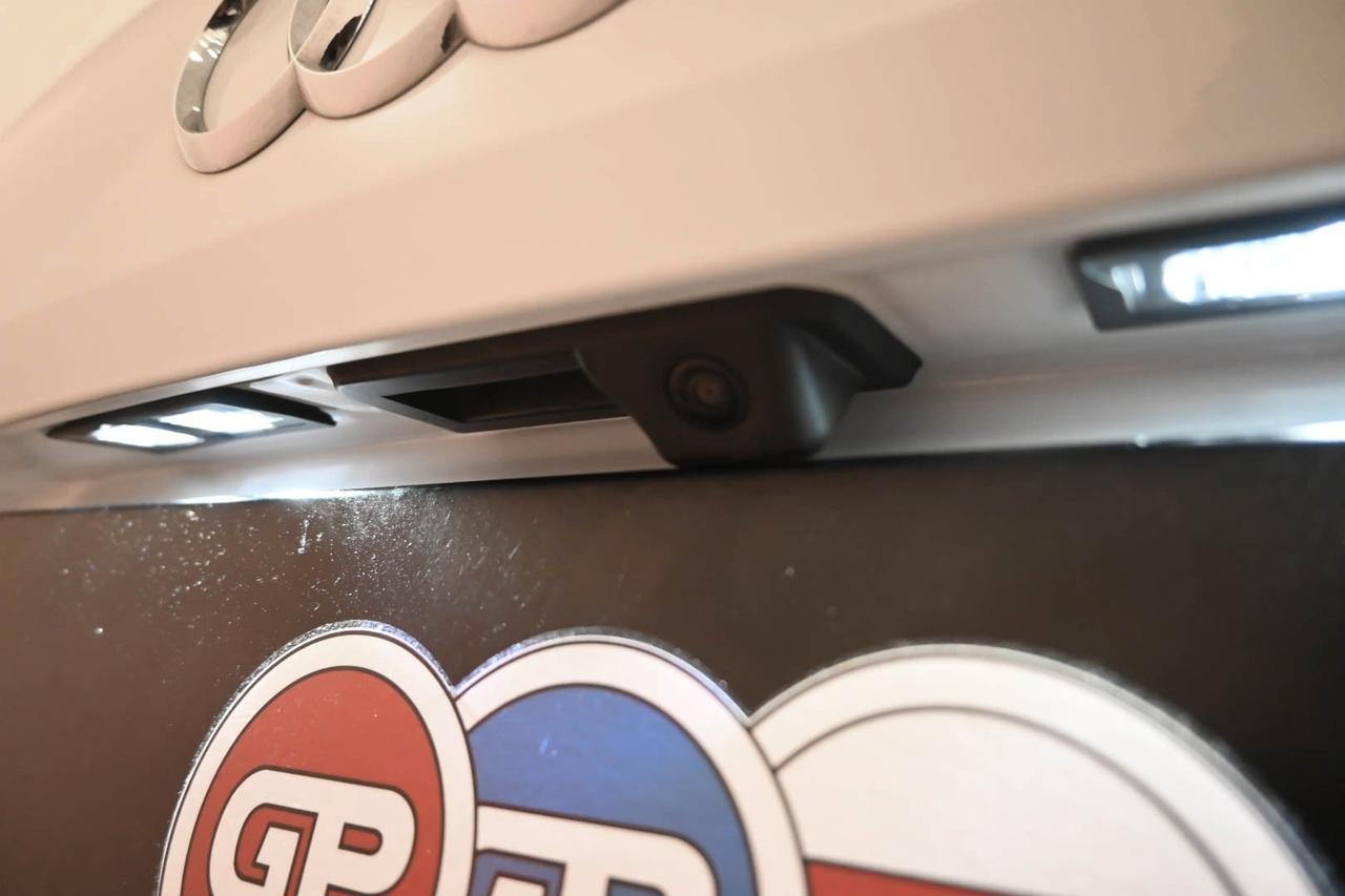 AUDI Q2 Q2 35 TDI S tronic S line Edition