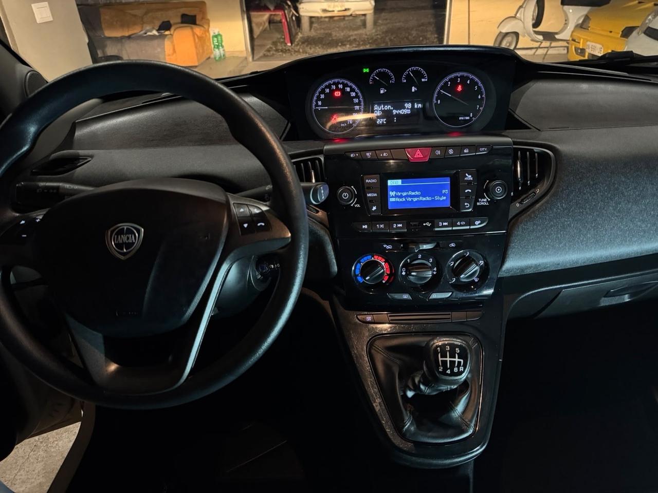 Lancia y 1.0 hybrid