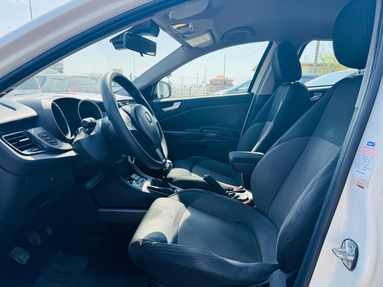 Alfa Romeo Giulietta 1.6 JTDm-2 120 CV Distinctive