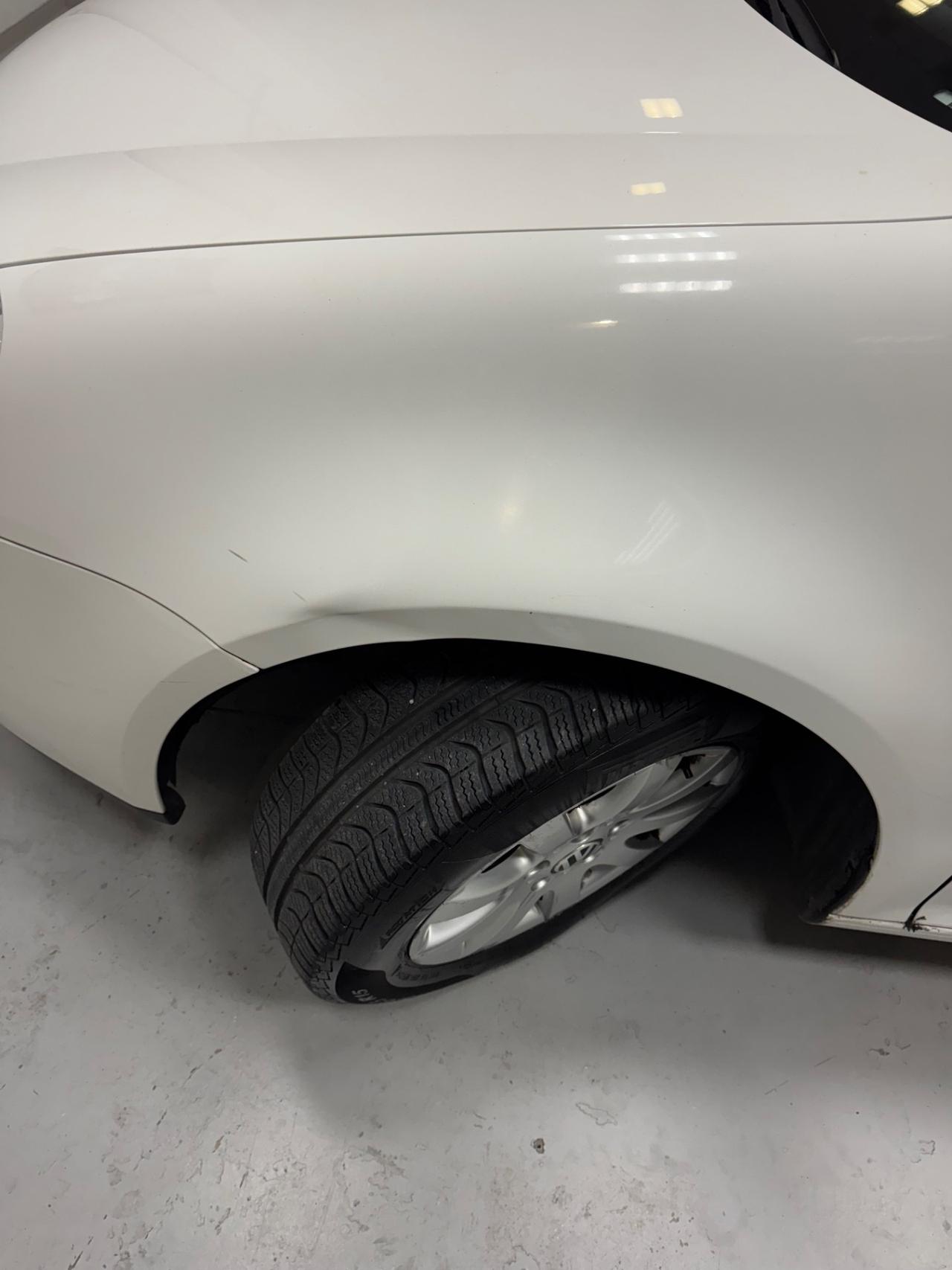 Volkswagen Golf 1.6 16V FSI 5p. Sportline