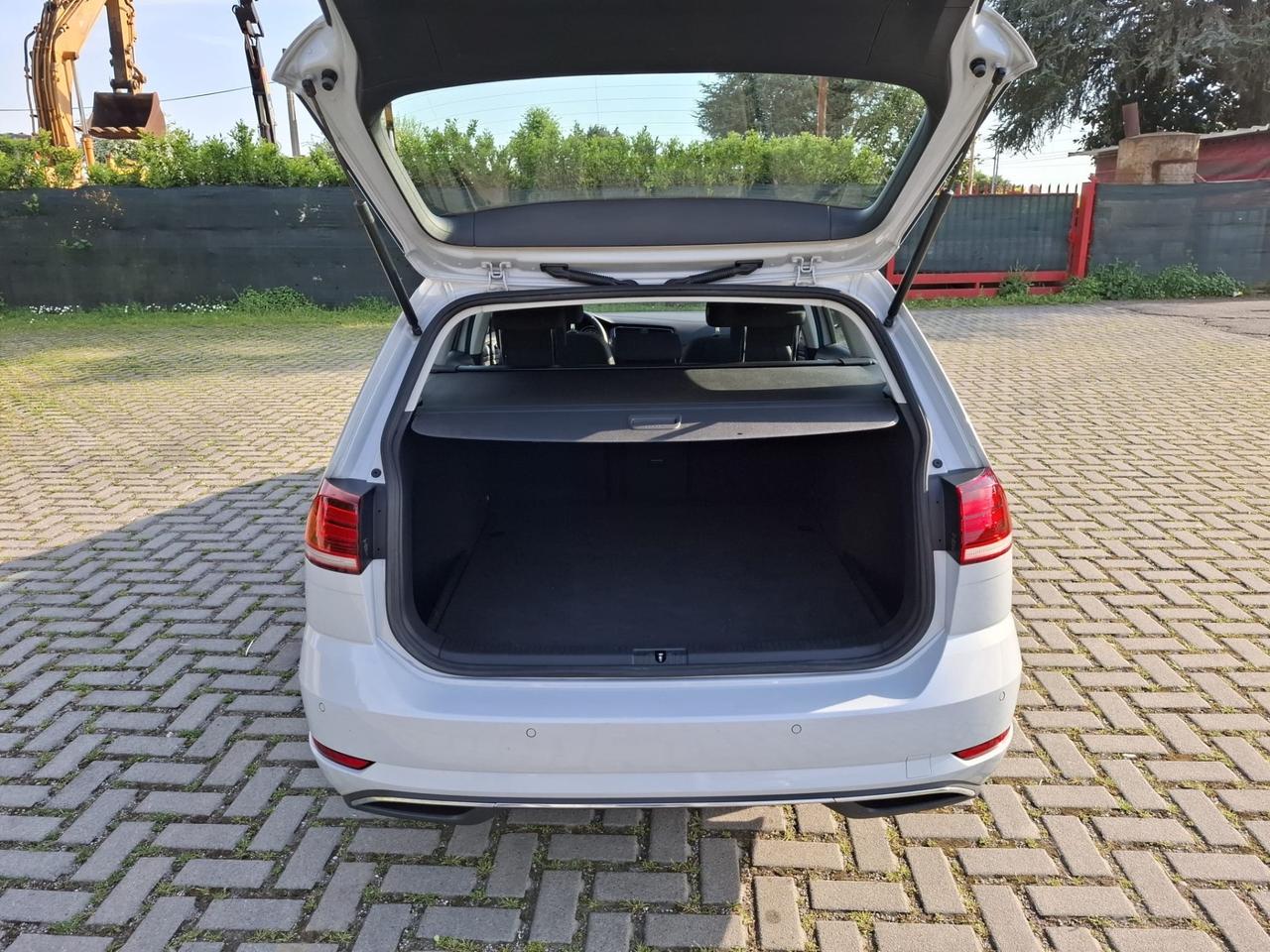 Volkswagen Golf 1.4 TGI DSG 5p. Executive BlueMotion
