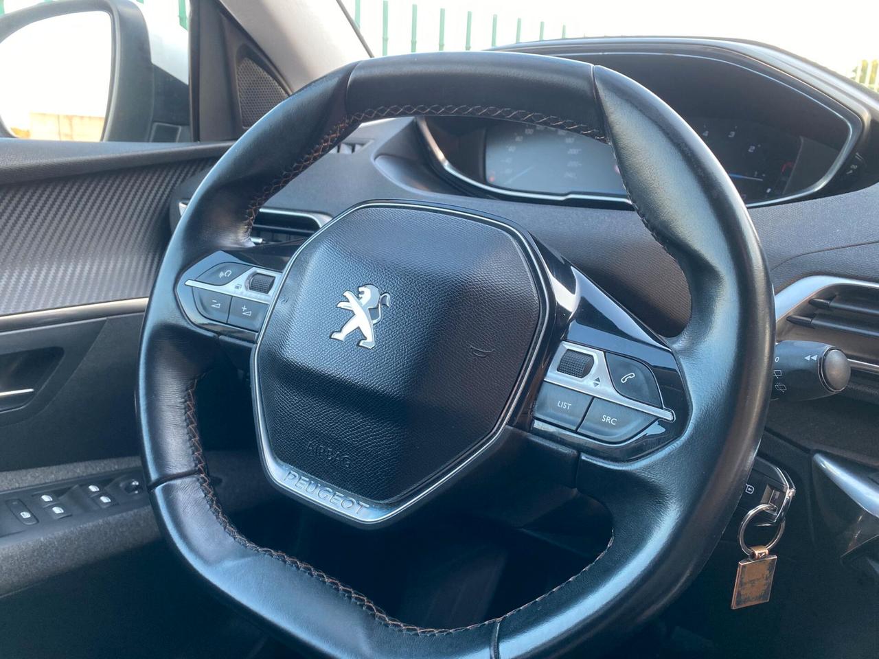 Peugeot 5008 1.6 BlueHDi 120 S&S Business Mix