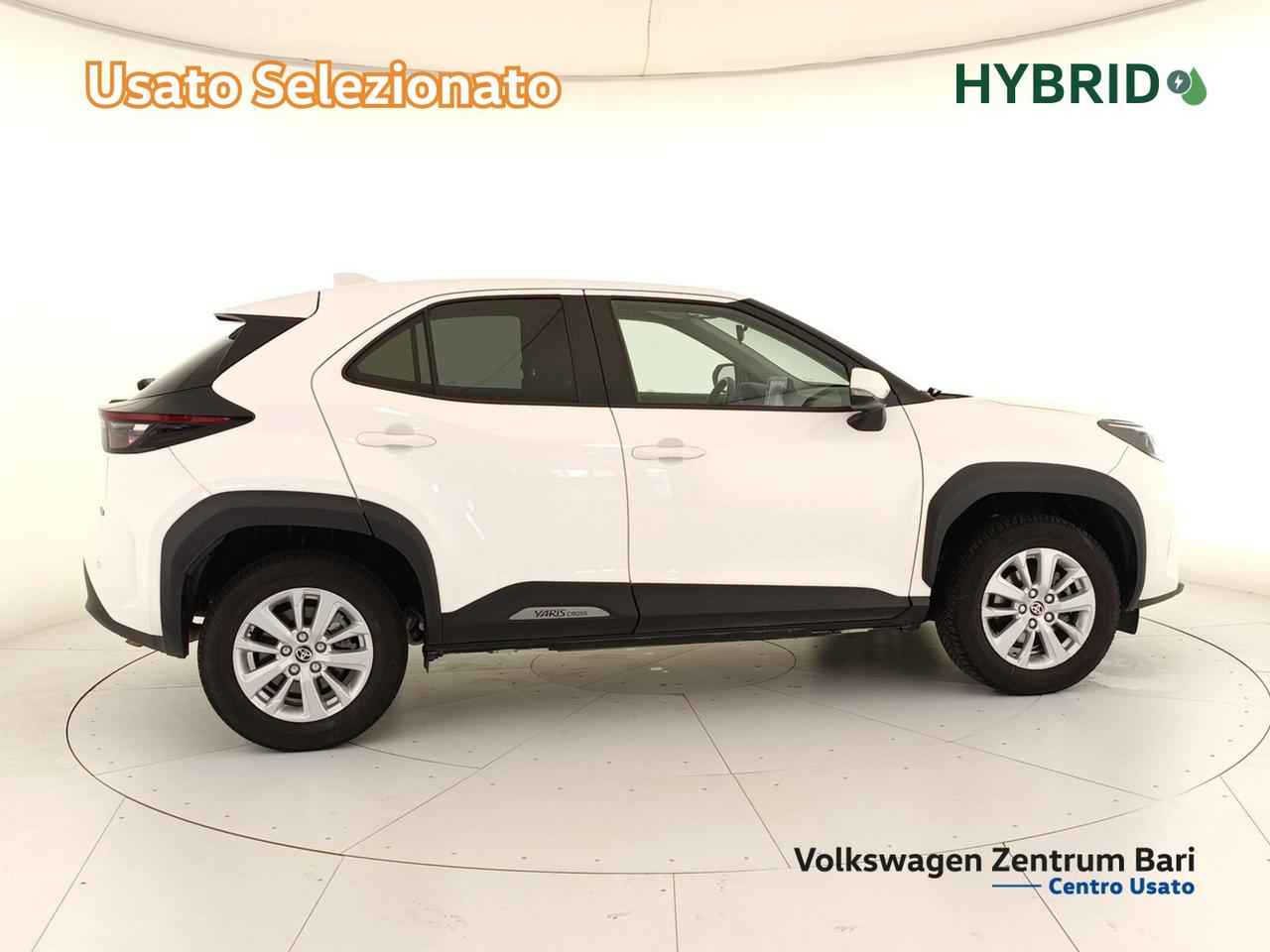 Toyota Yaris cross 1.5h business fwd 116cv e-cvt