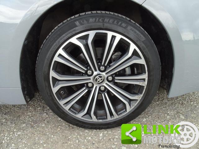TOYOTA Corolla Touring Sports 2.0 Hybrid Business
