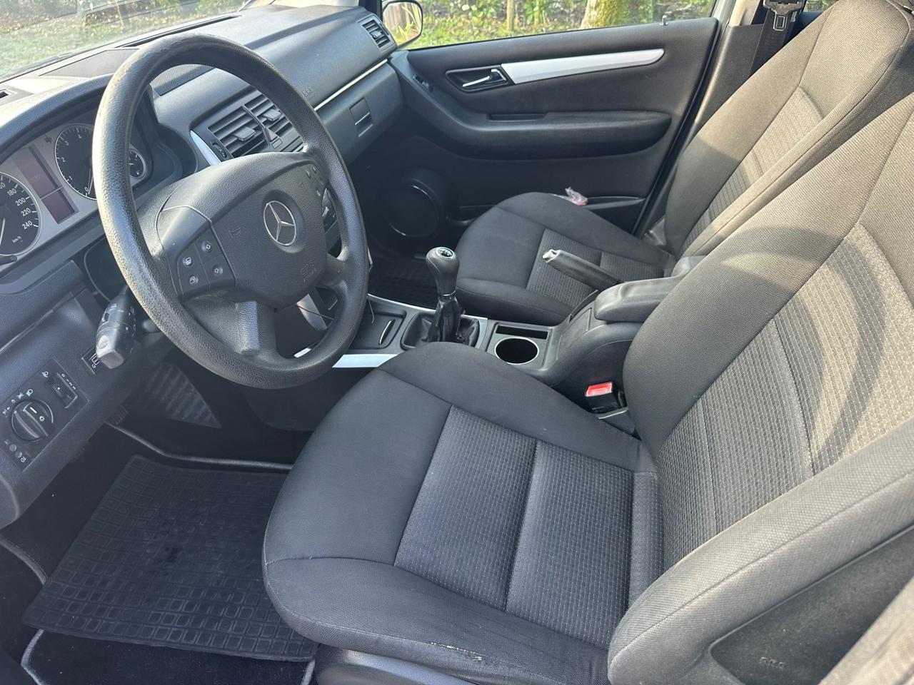 Mercedes-benz B GPL 2006 NEOPATENTATI