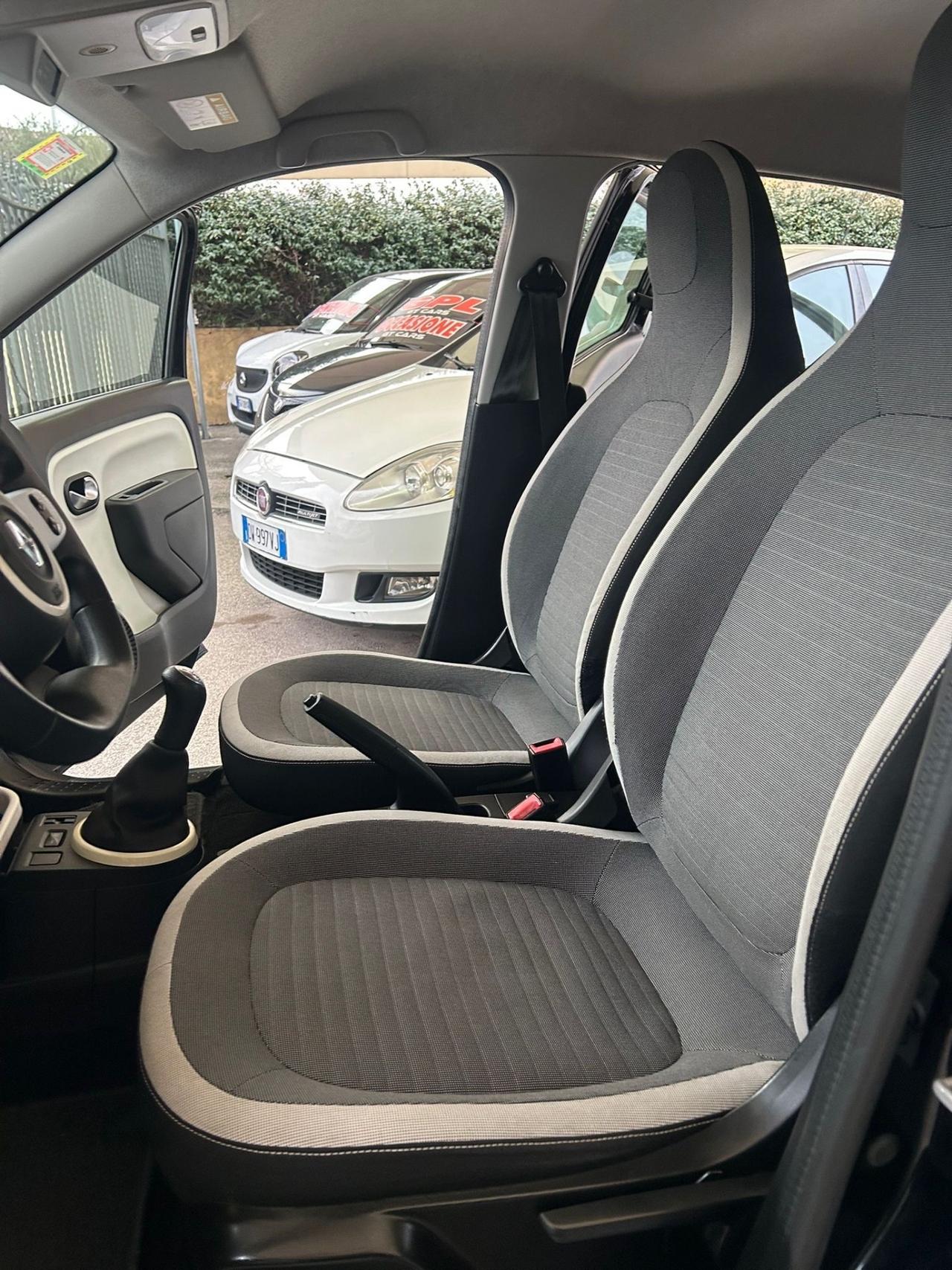 Renault Twingo SCe Stop&Start La Parisienne