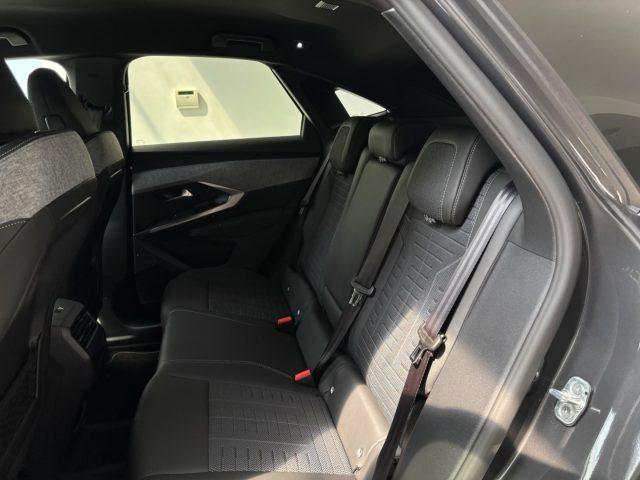 PEUGEOT 3008 Hybrid 136 e-DCS6 GT tua da ?399,00