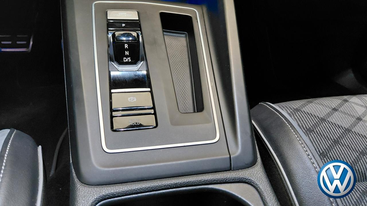 PROMO Golf 1.5 eTSI 150cv DSG R-Line Pronta consegna