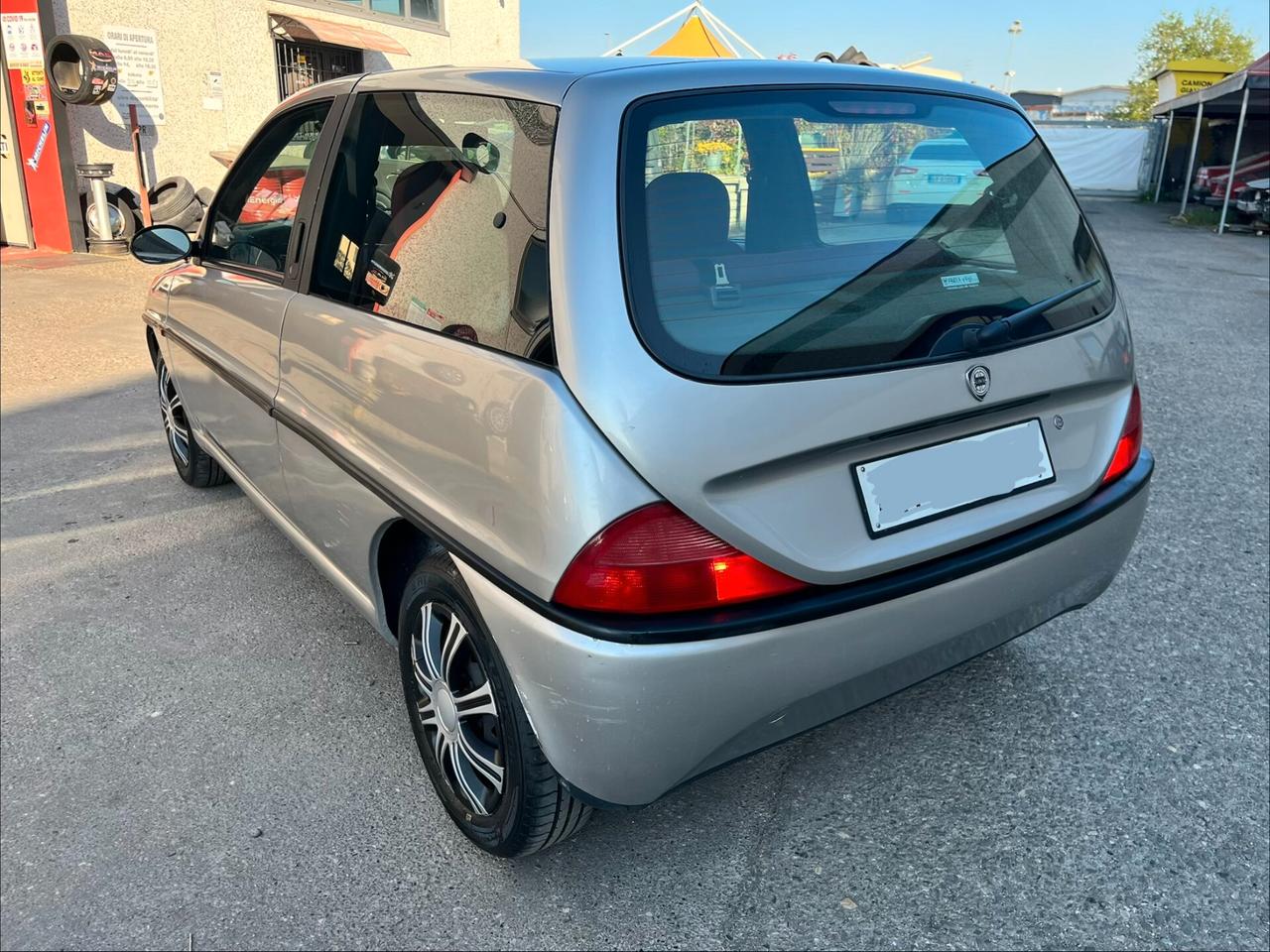 Lancia Y 1.2i cat LS