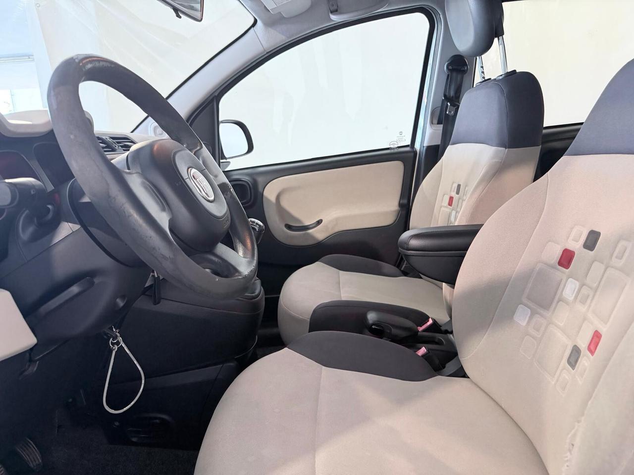 FIAT PANDA 2014 LOUNGE PER NEOPATENTATI