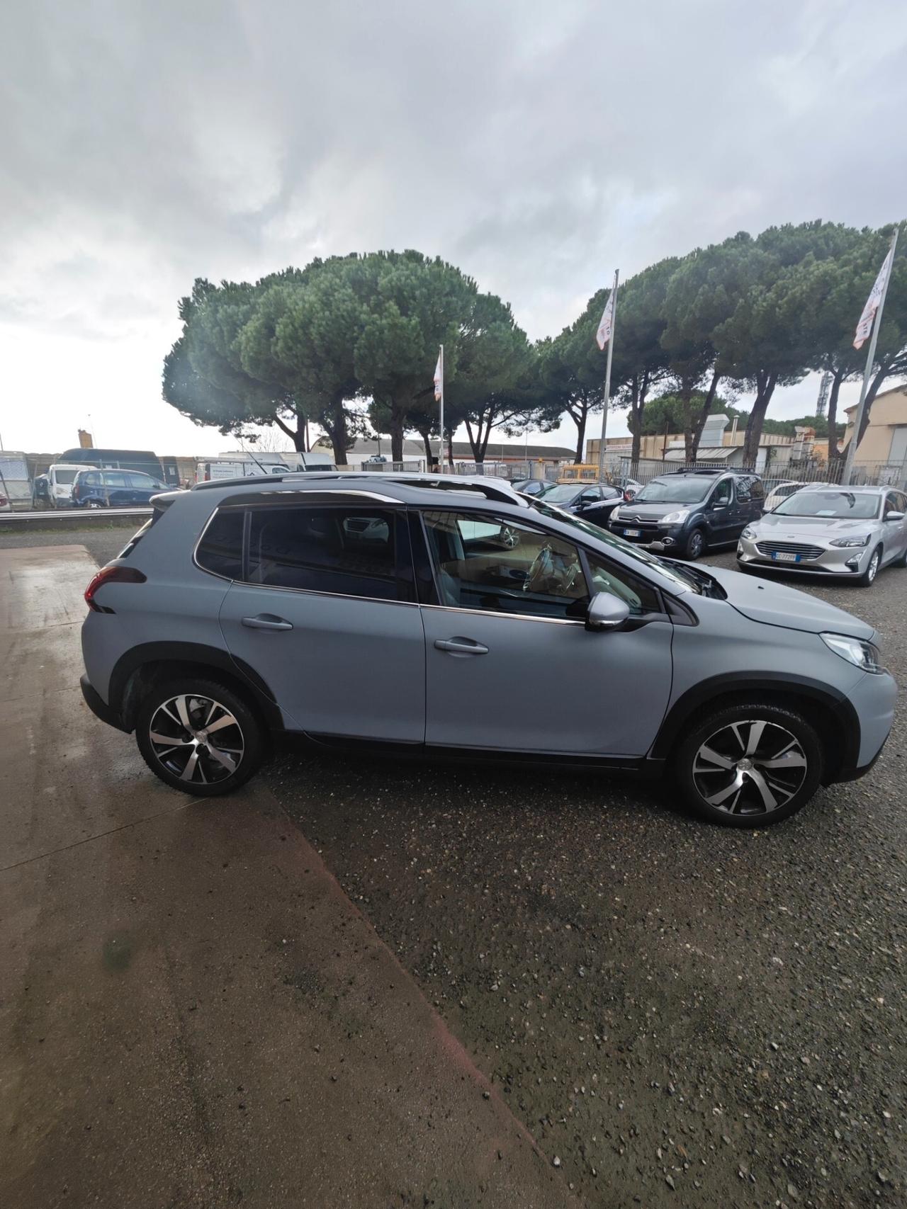 Peugeot 2008 BlueHDi 100 Allure