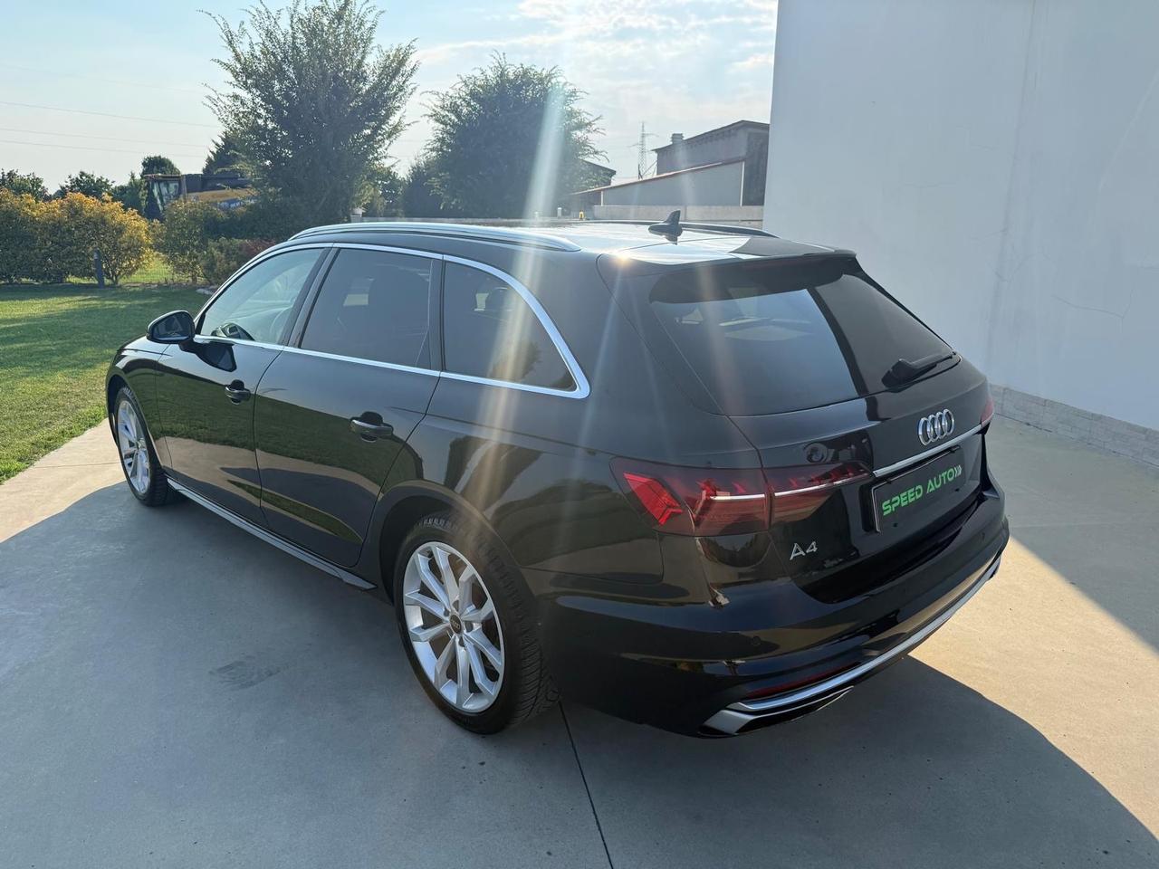 Audi A4 Avant 30 TDI/136 CV S tronic Business SPORT