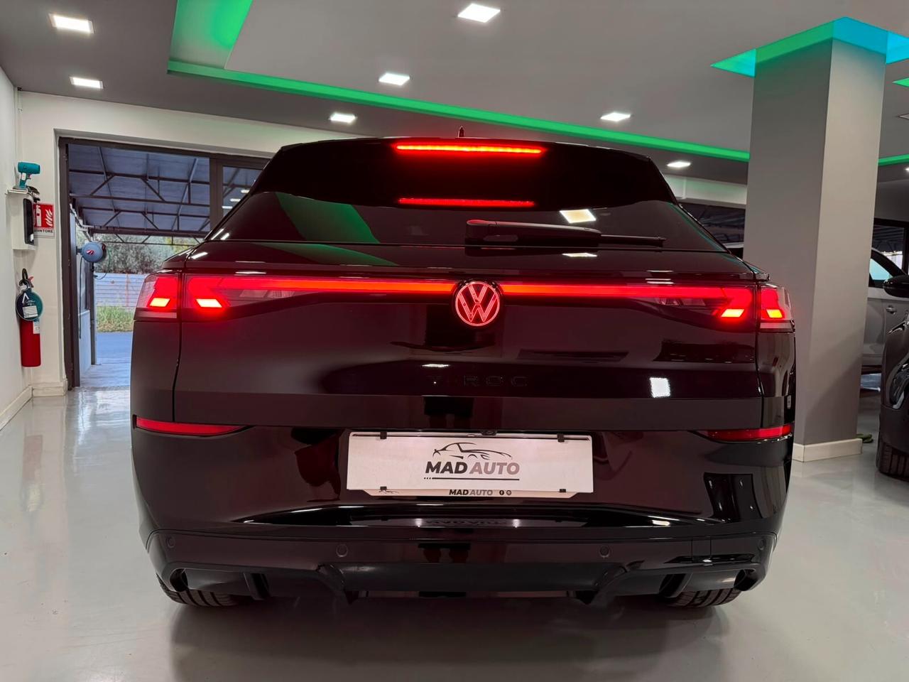 Volkswagen T-Roc 1.5 eTSI ACT 150 CV DSG R-Line